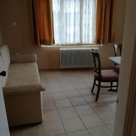 Parnon Szálloda Ájosz Pétrosz